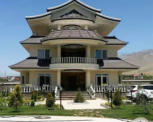 View-of-the-gable-building-3